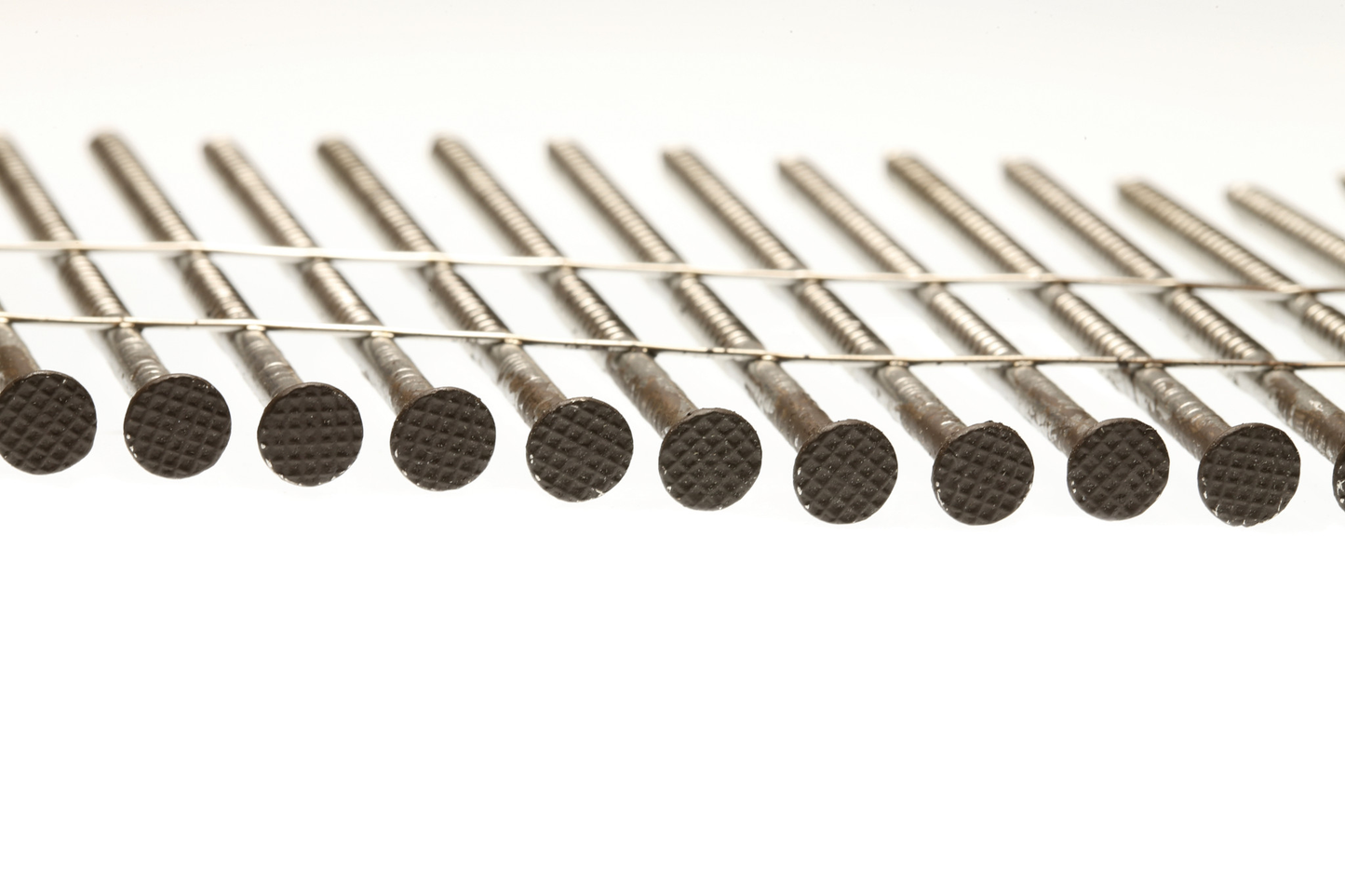 Simpson Strong-Tie S13A225CCB 15° Wire Coil, Painted Full Round Head, Ring-Shank Nail — 2-1/4 in. x .092 in. Type 304, Dark Brown (3600-Qty) (Pack of 90)