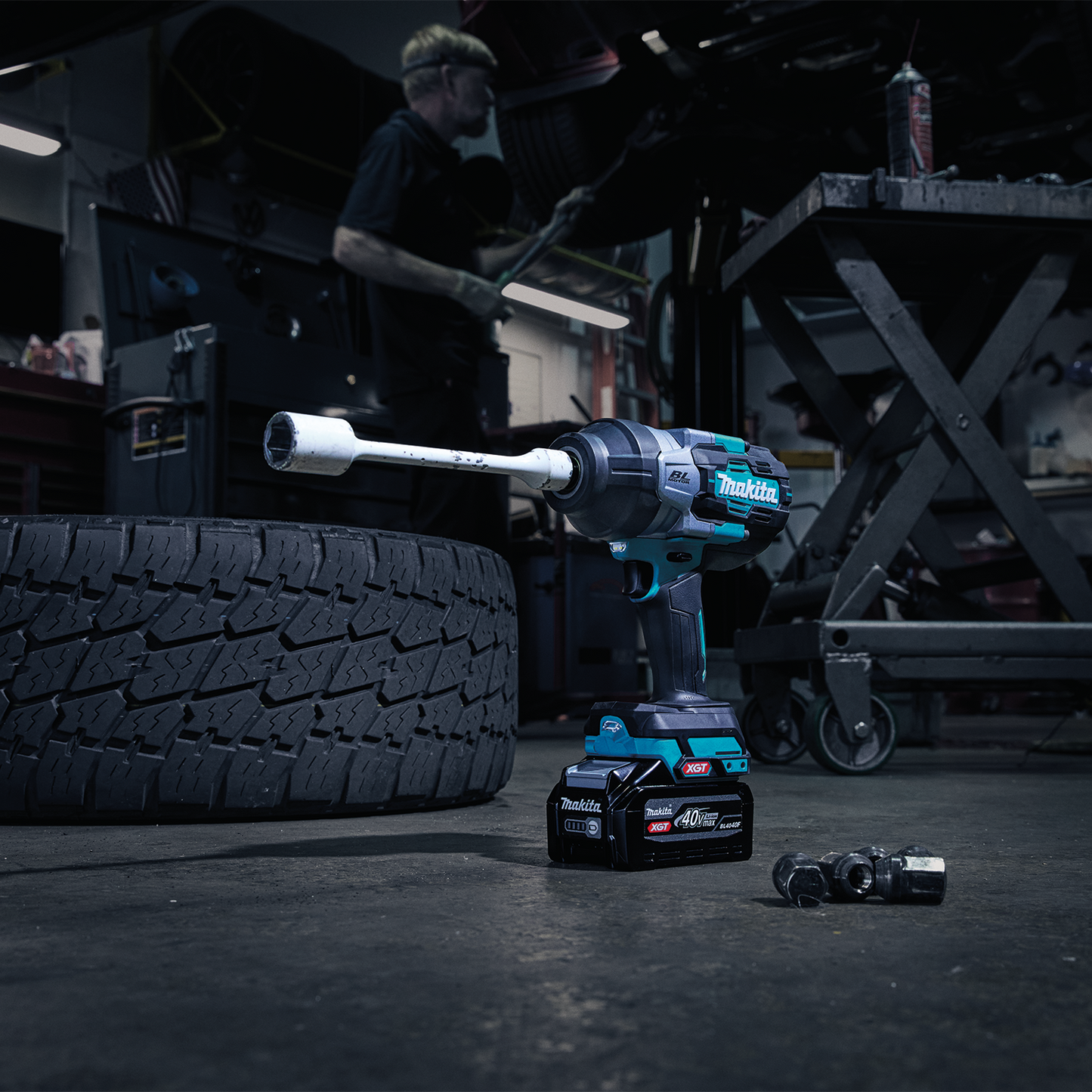 Makita GWT03D 40V max XGT® Brushless Cordless 4-Speed High-Torque 1/2" Sq. Drive Impact Wrench Kit w/ Detent Anvil (2.5Ah)