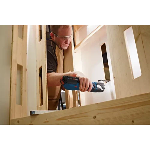 BOSCH GOP18V-28N12 Starlock 18V Cordless Brushless Variable 3-Piece Oscillating Multi-Tool Kit