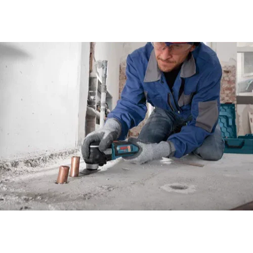 BOSCH GOP18V-28N12 Starlock 18V Cordless Brushless Variable 3-Piece Oscillating Multi-Tool Kit