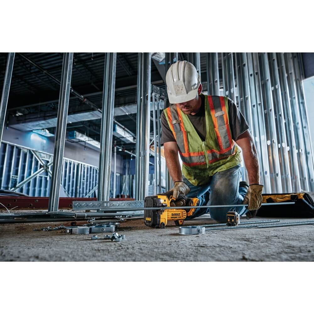 DEWALT DCS350B 20V MAX* Threaded Rod Cutter (Tool Only)