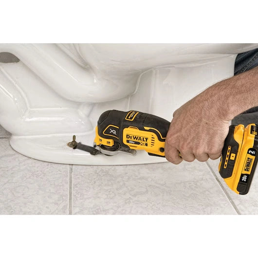 DEWALT DCS356D1 20V MAX* XR® Brushless Cordless 3-Speed Oscillating Multi-Tool Kit (2.0 Ah Battery)