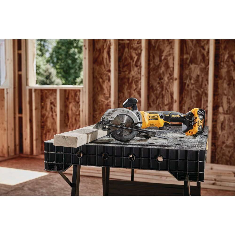DEWALT DCS571P1 ATOMIC 20V MAX Circular Saw Kit, 4-1/2-Inch