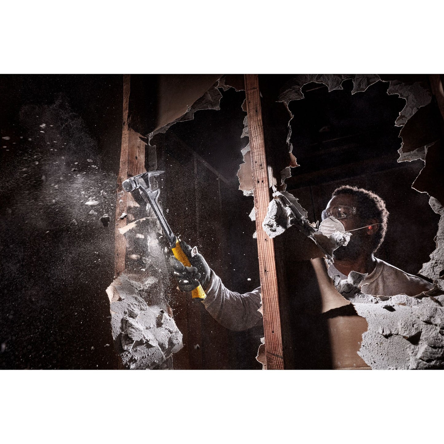 DeWalt DWHT51008 24oz Demolition Smooth-Face Curved Claw Hammer