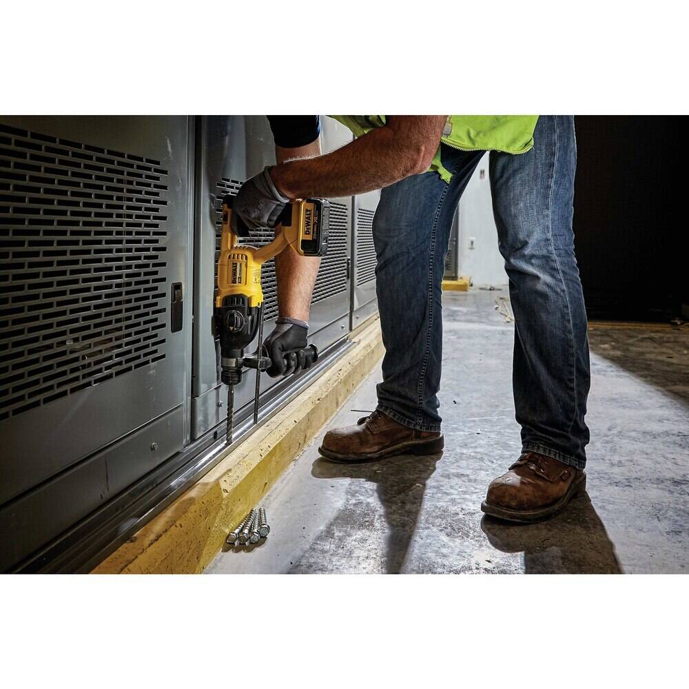 DEWALT DCH133B 20V MAX* XR Rotary Hammer Drill, D-Handle, 1-Inch, Tool Only