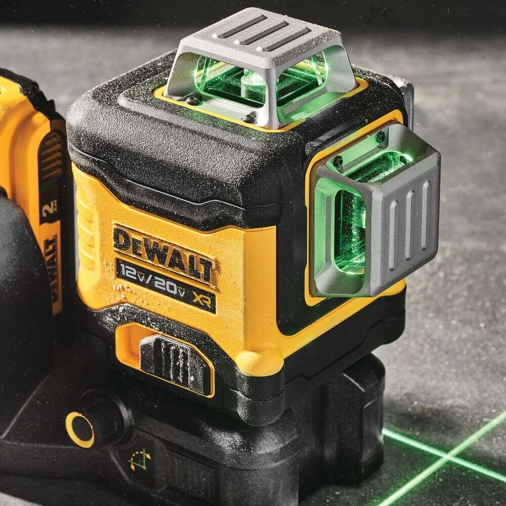 DEWALT DCLE34030G 20V MAX* XR® 3 x 360 Green Laser