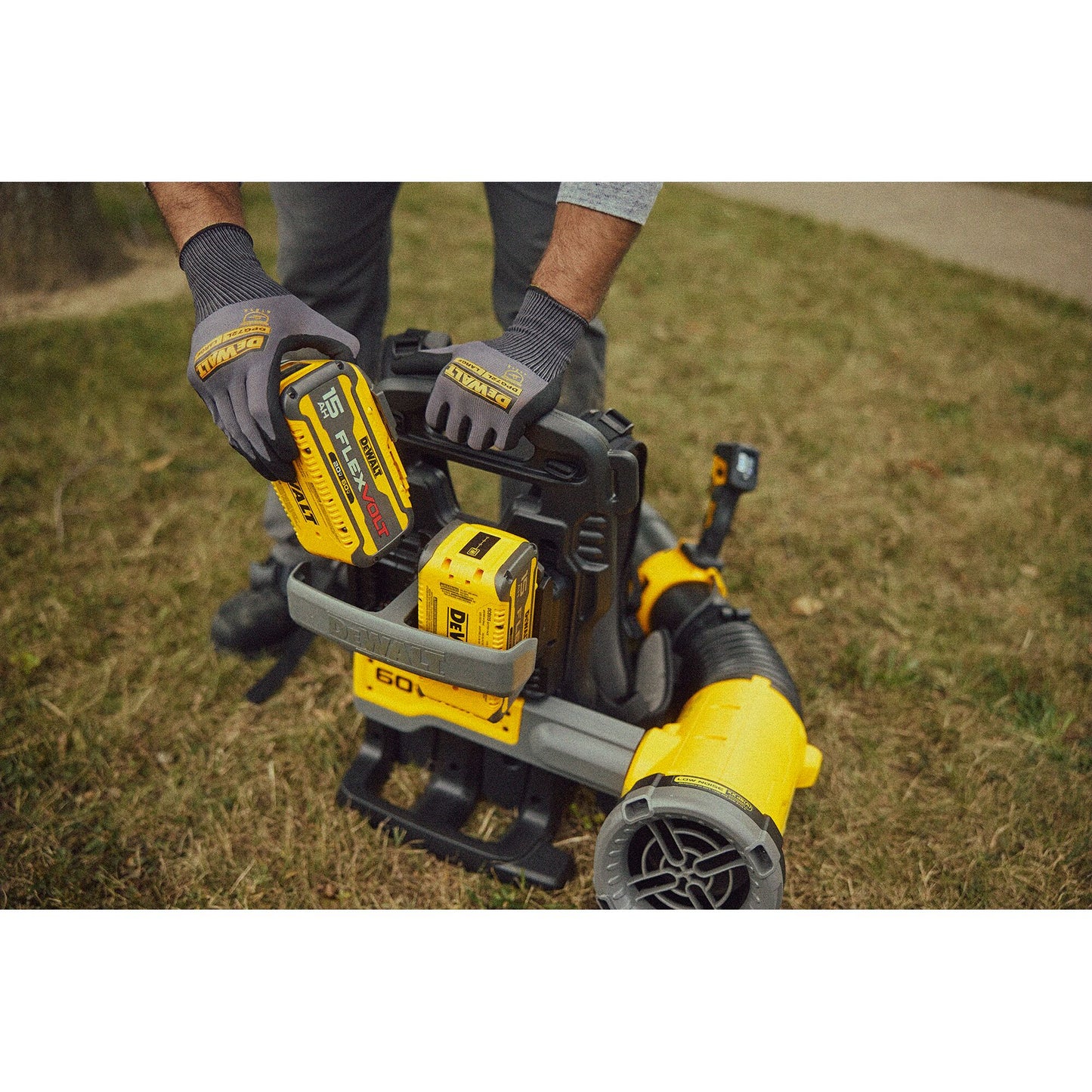 DeWalt DCBL570Z2 60V MAX Brushless Cordless Backpack Blower Kit