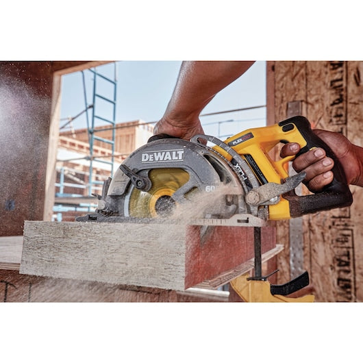 DEWALT DCS577B FLEXVOLT® 60V MAX* 7-1/4 in. Cordless Worm Drive Style Saw (Tool Only)