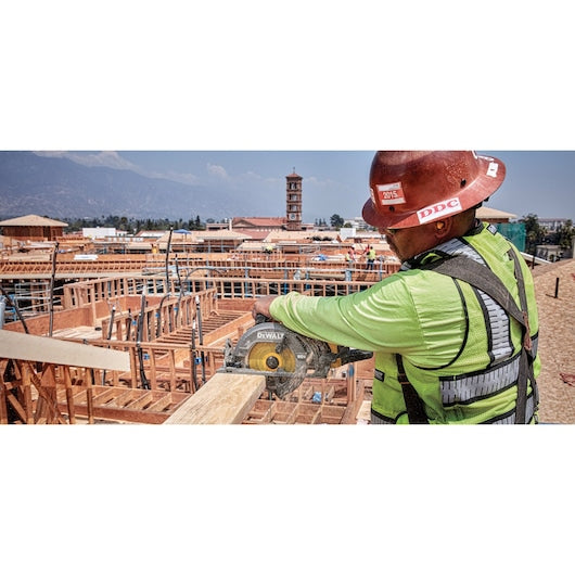 DEWALT DCS577B FLEXVOLT® 60V MAX* 7-1/4 in. Cordless Worm Drive Style Saw (Tool Only)
