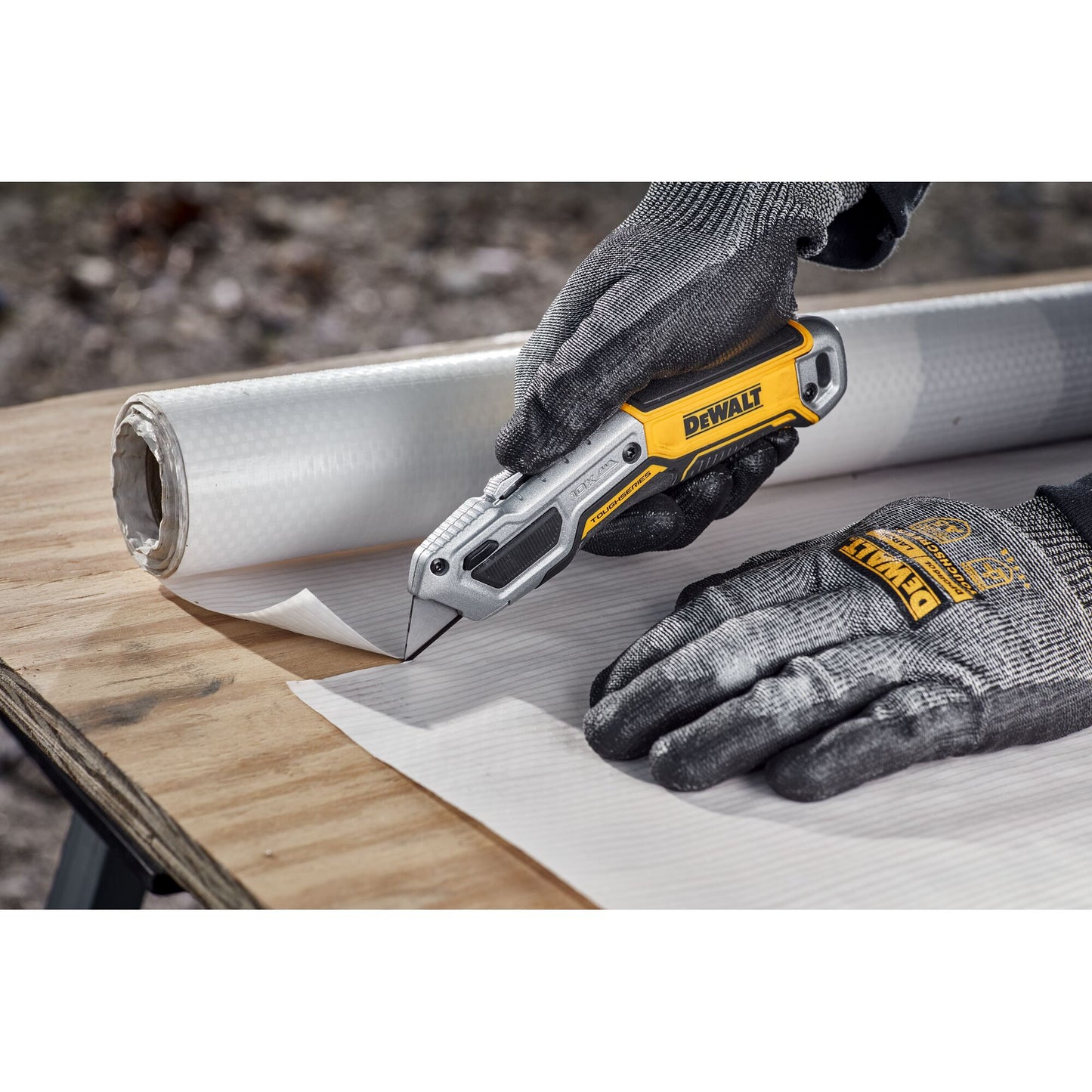 DEWALT DWHT10999 TOUGHSERIES Retractable Utility Knife
