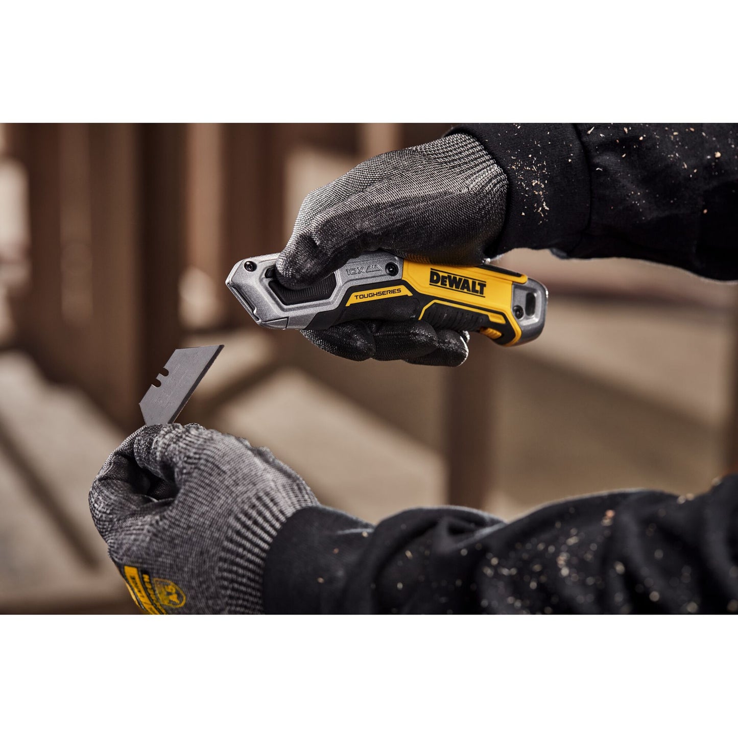 DEWALT DWHT10999 TOUGHSERIES Retractable Utility Knife