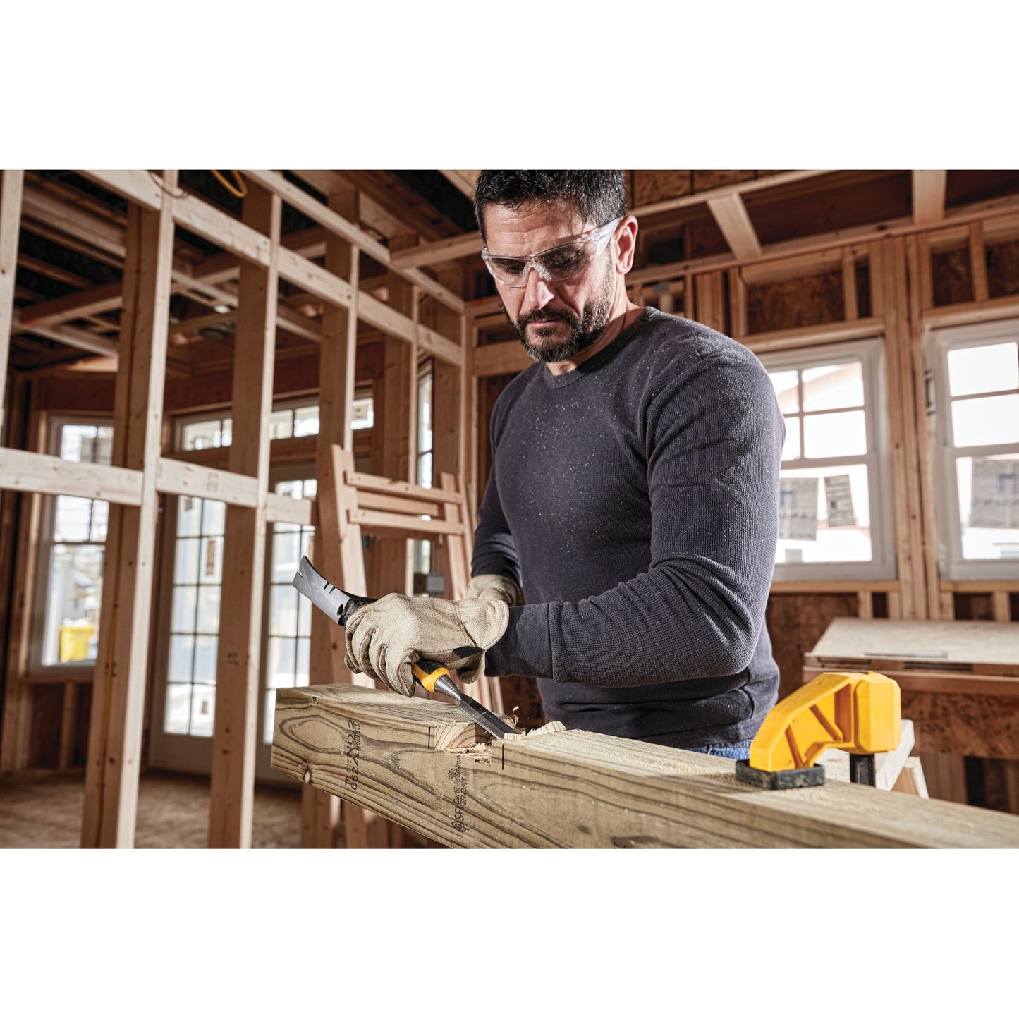 DeWalt DWHT16852 1-1/2" Wood Chisel