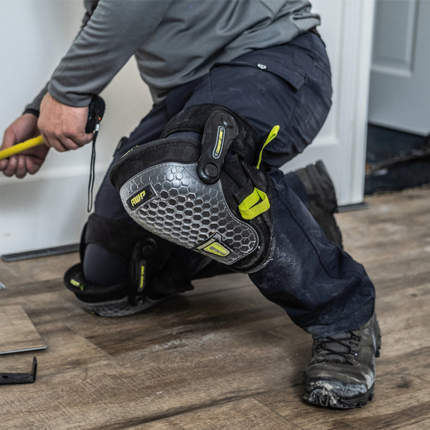 AWP L-22387-V5 Gel Pro Comfort Hinge Knee Pads